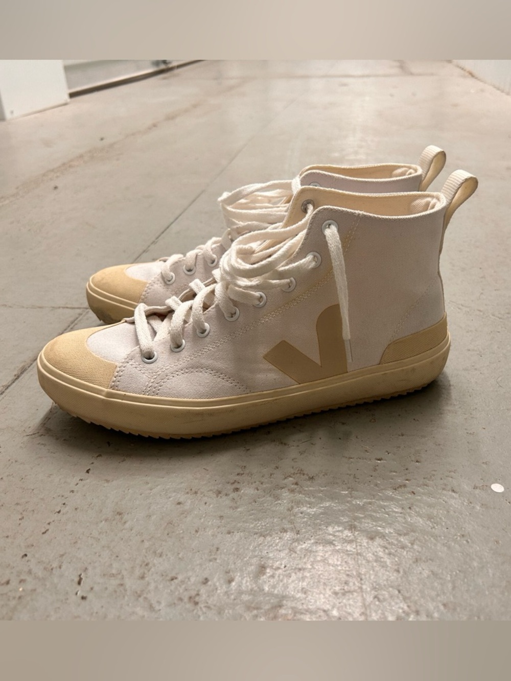 Veja High-Top Sneakers in Off-White & Cream